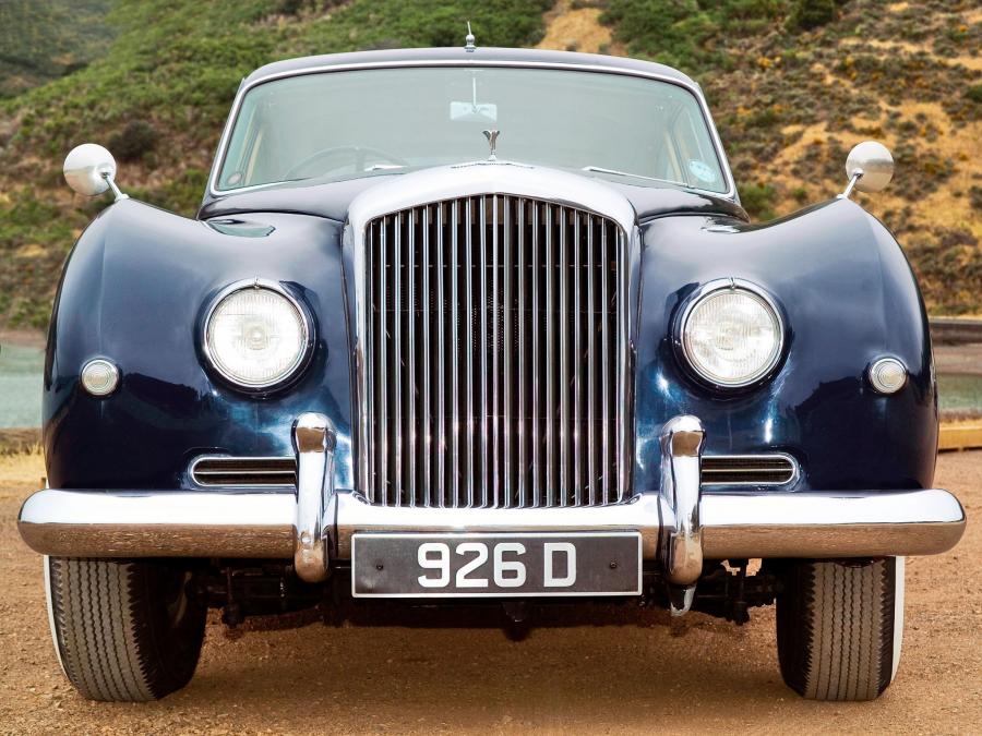  Bentley S1 Continental Sports Saloon by Mulliner 1955 года  (фото 15 из 34)